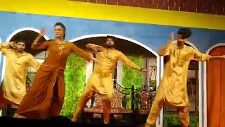 KUNDI NA KHARKA SOHNIYA SEEDHA ANDAR AA LATEST HOT SEXY STAGE DANCE MUJRA 2024 [upl. by Stanhope]