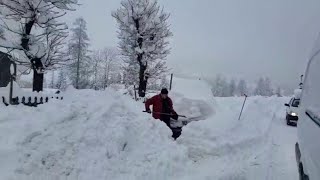 Cortina sepolta dalla neve la magia della nevicata più attesa [upl. by Hinson]