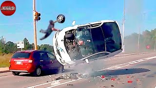 35 Crazy Moments Car Crashes of Idiots In Cars Got Instant Karma Thatll Freak You Out [upl. by Enytsuj169]