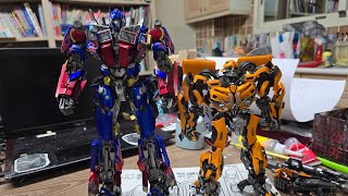 KO DLX Optimus Prime amp Bumblebee Stop Motion [upl. by Prentice]