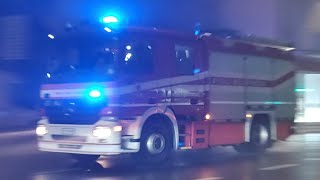 100 ISCRITTI  INCENDIO Passaggio APS Mercedes Benz Actros Vigili del Fuoco Verona in sirena [upl. by Amluz]