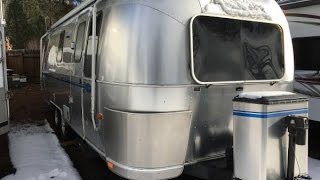 2001 Airstream Safari 25 70th Anniversay Edition Travel Trailer [upl. by Camala]