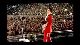 Muse  Knights Of Cydonia Live At Wembley Stadium 2007 [upl. by Merrel970]