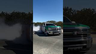 Silverado Quemando llanta 💨💨💨🇲🇽 vivamexico mexico silverado burnout trucks [upl. by Benedick]