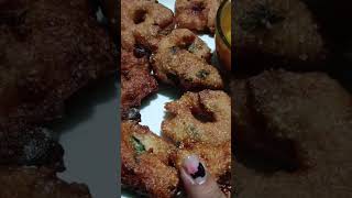 Crispy bara with aaludam👌odiajhiavlog youtube youtubeshorts [upl. by Lusar]