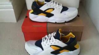 Nike Air Huarache LE  2003 quotMichiganquot [upl. by Natam]