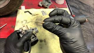 Cleaning a scooter carburetor [upl. by Bubb]