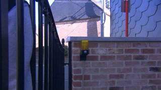 BFT Automatic Swing Gate Opener Igea [upl. by Ttelrats]