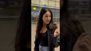 Shehnaaz Gill cutest reply to paparazzi  Fly From Mumbai Spotted At Airport [upl. by Asirehc200]