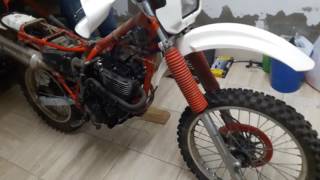 YAMAHA XT 350  Cambiar Junta Motor  How to change a engine gasket [upl. by Kared]