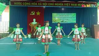 Múa cô giáo về bản lớp 5c trường TH1 Đất Mũi [upl. by Dahsraf559]