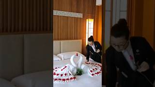 😍 Creating Romantic Vibes Towel Art Bed Decor For Couples [upl. by Wilkey]