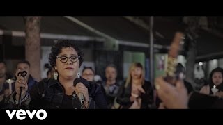 La Santa Cecilia  Amor Eterno En Vivo [upl. by Ahcatan]