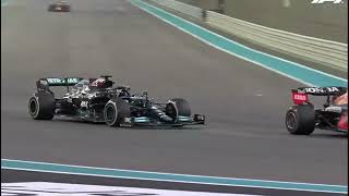 Defensa quotLeyendaquot de Sergio CHECO Pérez VS Lewis Hamilton  Gran Premio de Abu Dhabi 2021  Prt 3 [upl. by Atinaw657]