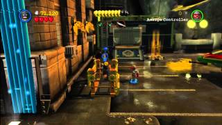 Lego Batman 2 DC Super Heroes Level 2Harboring a Criminal TrophyAchievement  HTG [upl. by Nnahtur]