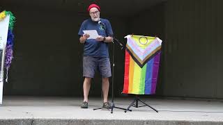 Poetry in the Park 2024 Poet Angus Pratt on Open Mic [upl. by Catto]