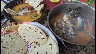 Un Chile De Mojarra Tilapia [upl. by Walt]