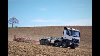 Agrotruck  Abrollkipper mit Schlepperausrüstung [upl. by Rimaj352]