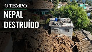 Terremoto deixa dezenas de mortos no Nepal [upl. by Bradley]