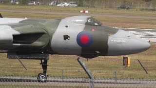 AVRO VULCAN BOMBER SPECTACULAR TAKE OFF amp LANDING [upl. by Attennek]