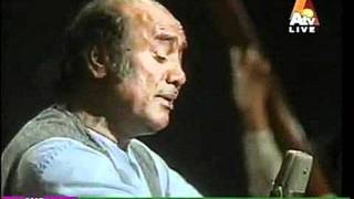 Mehdi Hassan LiveRafta Rafta Woh Meri Rare Version [upl. by Eiuqnom114]