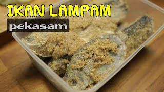 Cara goreng pekasam ikan lampam [upl. by Arraeic251]