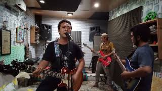 KOKEN BAND  LEPASKAN DIRIKU COVER J ROCK [upl. by Schulz]