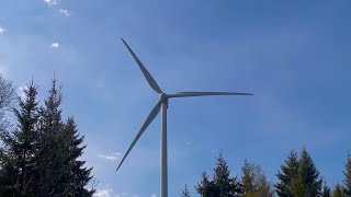 Vestas V90 Wind Turbine in Skephult [upl. by Clarita]