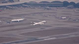 Singapore Airlines 787 Hong Kong Airport taking off with ATC [upl. by Lauer]