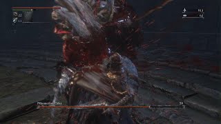 Bloodborne Lower Hintertomb chalice Pthumerian Elder Boss Fight [upl. by Nhguavoj]