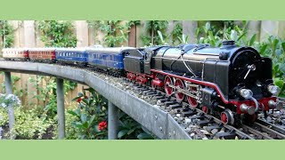 Märklin HR66 Pacific with an Elettren German Railways Tinplate Train  Gauge 0 in the Garden [upl. by Tomlin]