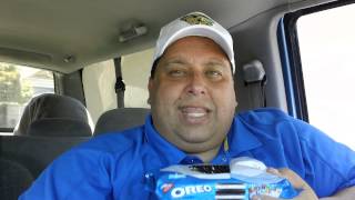 Birthday Cake Oreos REVIEW [upl. by Anerol]