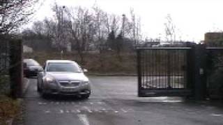 PF9000 Automatic Cantilever Sliding Gate [upl. by Petrine635]