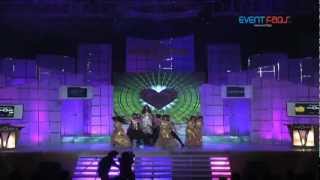 Chitrangada Singhs Sizzling Dance Performance  WOW Awards 2012 [upl. by Salvucci]