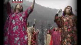 Kashmiri Song Rah Bakshtam Ser Habba Khatoon [upl. by Ahseiyn]