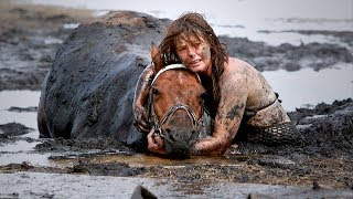 Tierarzt schaut panisch auf die Uhr und die Flut kommt plötzlich hört das Pferd ein Brummen [upl. by Black]