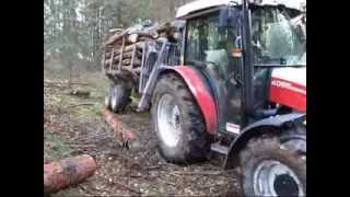 Holztransport bei schwierigen Bedingungen mit Seilwinde [upl. by Saalocin]