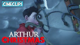 Arthur Christmas  Santa vs Lions  Fandango Family [upl. by Saul405]