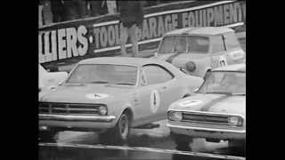 Production Touring Car Race Warwick Farm Raceway 1969 [upl. by Kira546]