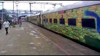 Smashing ICF Digha Duronto Express hits top speed with raging KGP WDM3A [upl. by Anastasius895]