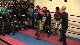 Noche de combates BANZAI AQP 16122011mp4 [upl. by Egas]