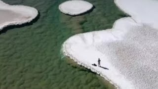 LAGOAS DE MICRÃ“BIOS SÃƒO DESCOBERTOS EM DESERTO NA ARGENTINA [upl. by Roselin]