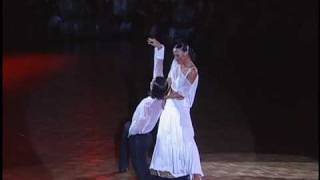 Slavik Kryklyvyy amp Karina Smirnoff  Showdance WSSDF2003 [upl. by Nelhsa]