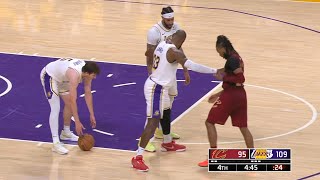 LeBron James blocks for Austin Reaves while he runs down game clock 😂 [upl. by Veronique428]