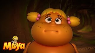 Maya the Bee 1975  Maya Learns How to Fly  Episode 2 [upl. by Eiramlehcar]