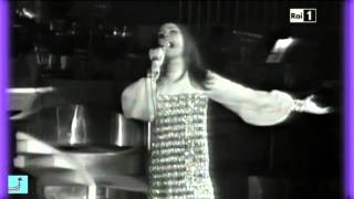 Gigliola Cinquetti QUELLI ERANO I GIORNI Live at Senza Rete 1969 [upl. by Naresh]