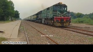 Karachi SE Lahore Jane wali 🚂 [upl. by Garris254]