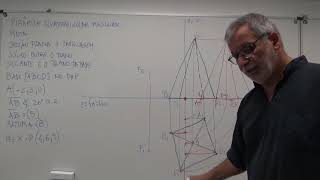 Secção Plana produzida por um Plano Passante numa Pirâmide [upl. by Kentiggerma642]