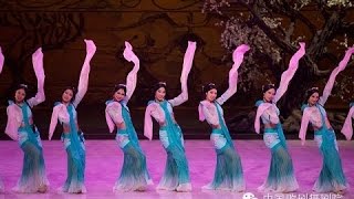 Beautiful Chinese Classical Dance【5】《采薇舞》A1080p [upl. by Nlyak]