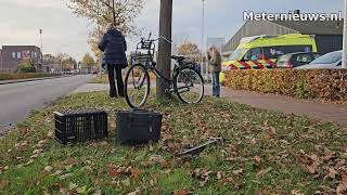 Fietser behoorlijk gewond na aanrijding Hoogeveen [upl. by Adnilev]